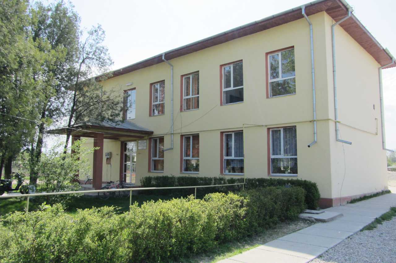 scoala stoenesti